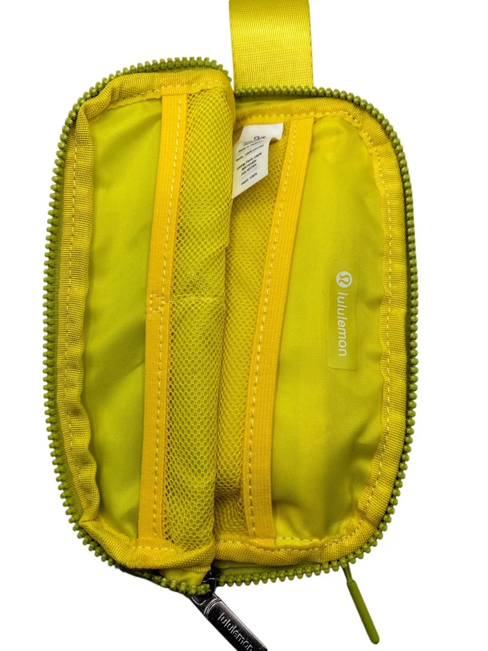NWOT lululemon Everywhere Belt Bag 1L Yellow Serpentine